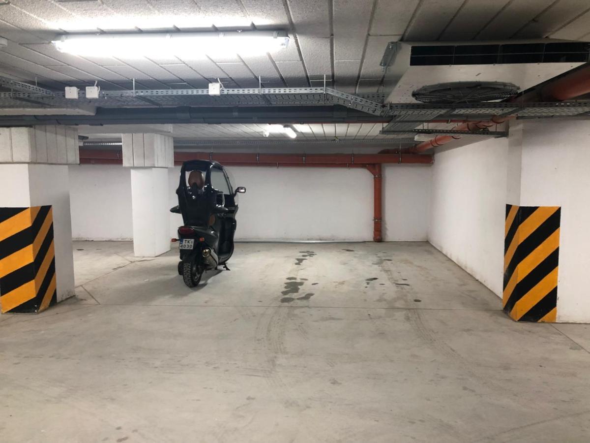 Klimatyzowany Apartament Wenecja Z Garazem Podziemnym Kielce Eksteriør bilde